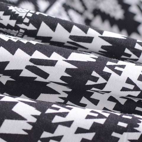 Black Geometric Woven, Viscose, 120 gsm, 142 cm, ref EF-7665
