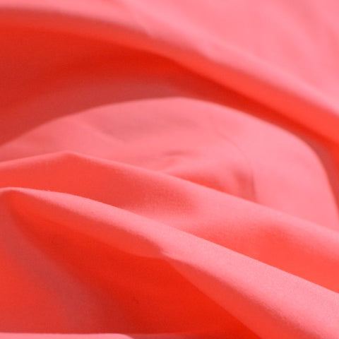 100% Cotton Poplin Fabric, 135 gsm, 147 cm — Red