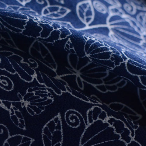 White Floral Woven, Viscose, 120 gsm