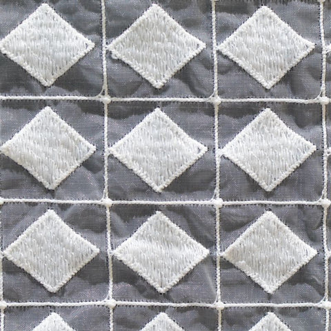 White Diamond Jacquard, Polyester