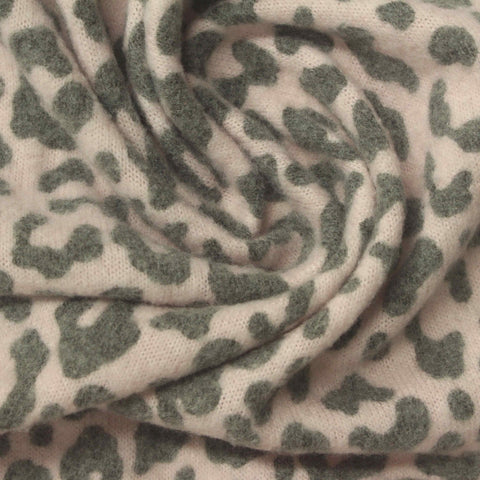 Grey Leopard Chunky Knit, Poly-Viscose