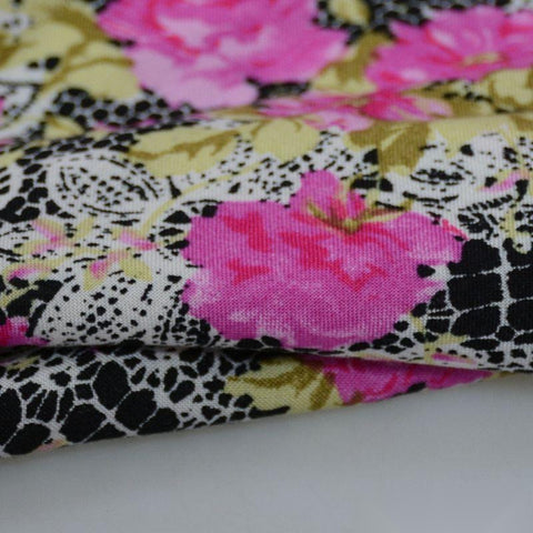 Pink Roses Woven, Viscose