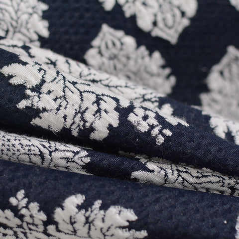 White Damask Jacquard, Poly-Viscose