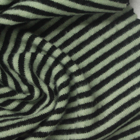 Black Horizontal-Stripe Chunky Knit, Poly-Viscose, 230 gsm, 155 cm