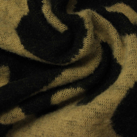 Black Leopard Jacquard, Polyester, 235 gsm