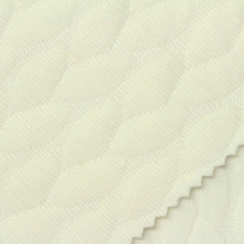 Cream Wavy-Diamond Jacquard, Polyester