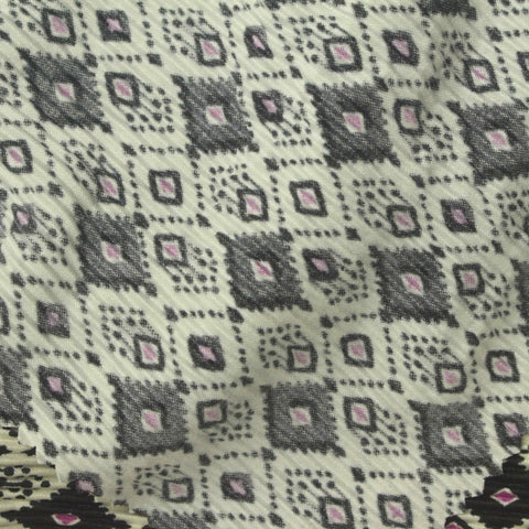 Black Ikat Plissé, Polyester