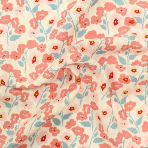 Pink Flowers Woven, Viscose, 134 gsm