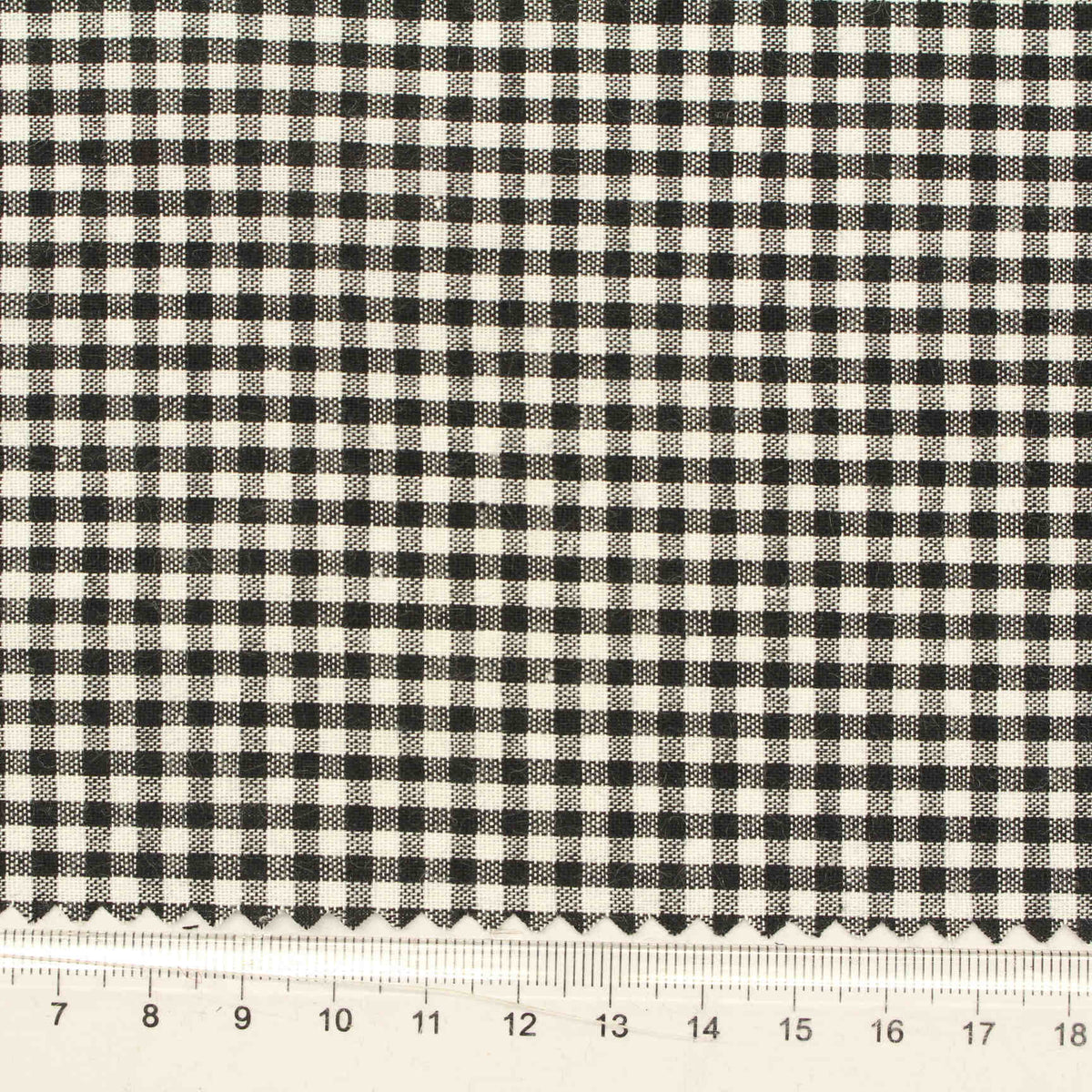 Black Check Woven, Poly-Cotton, 107 gsm, 145 cm, ref EF-206184