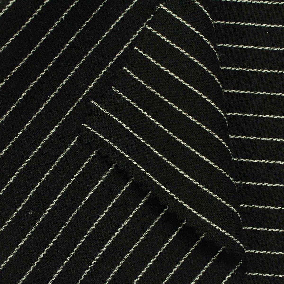 White Pinstripes Woven, Cotton-Poly, 145 gsm, 145 cm, ref EF-206540