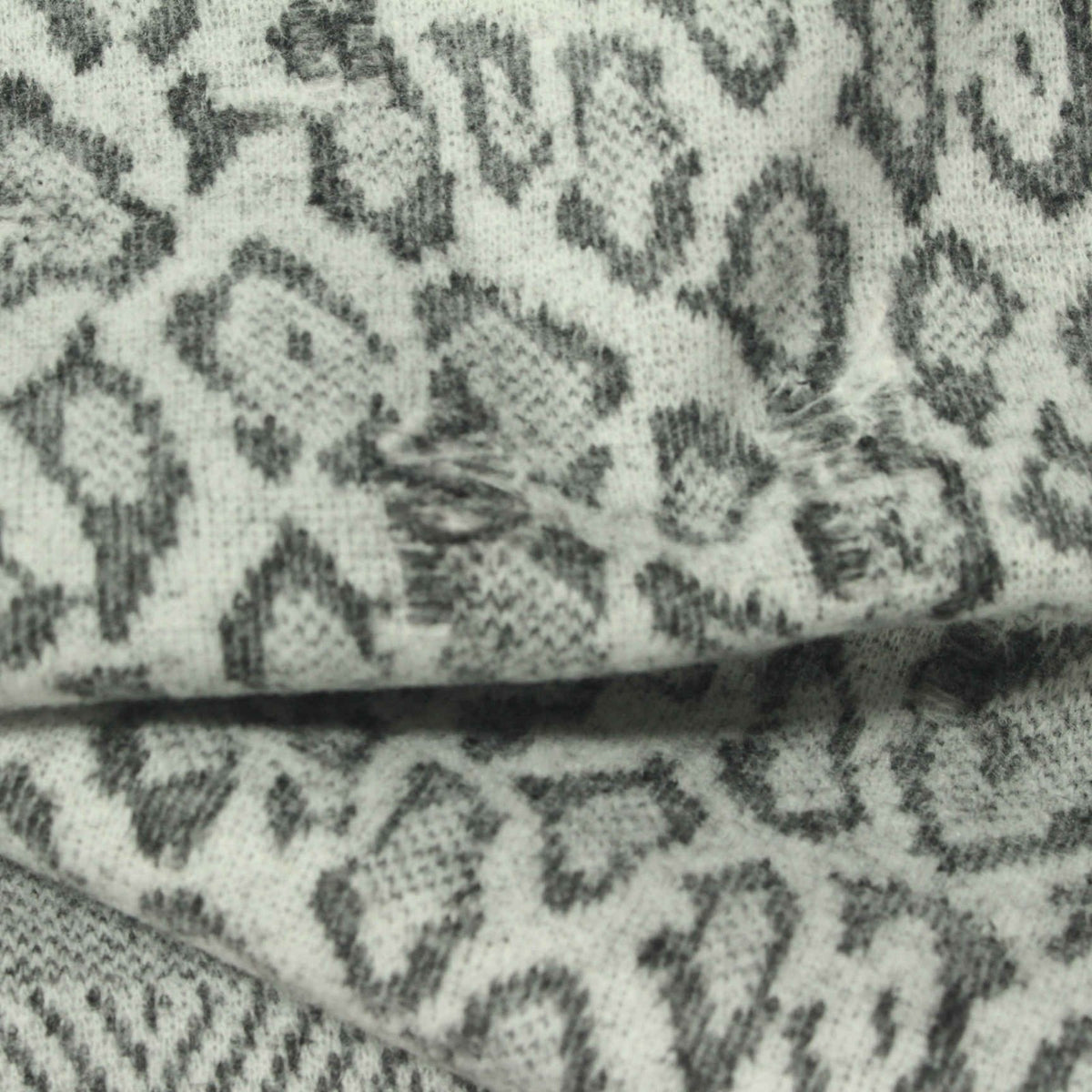 Grey Leopard Knit, Polyester