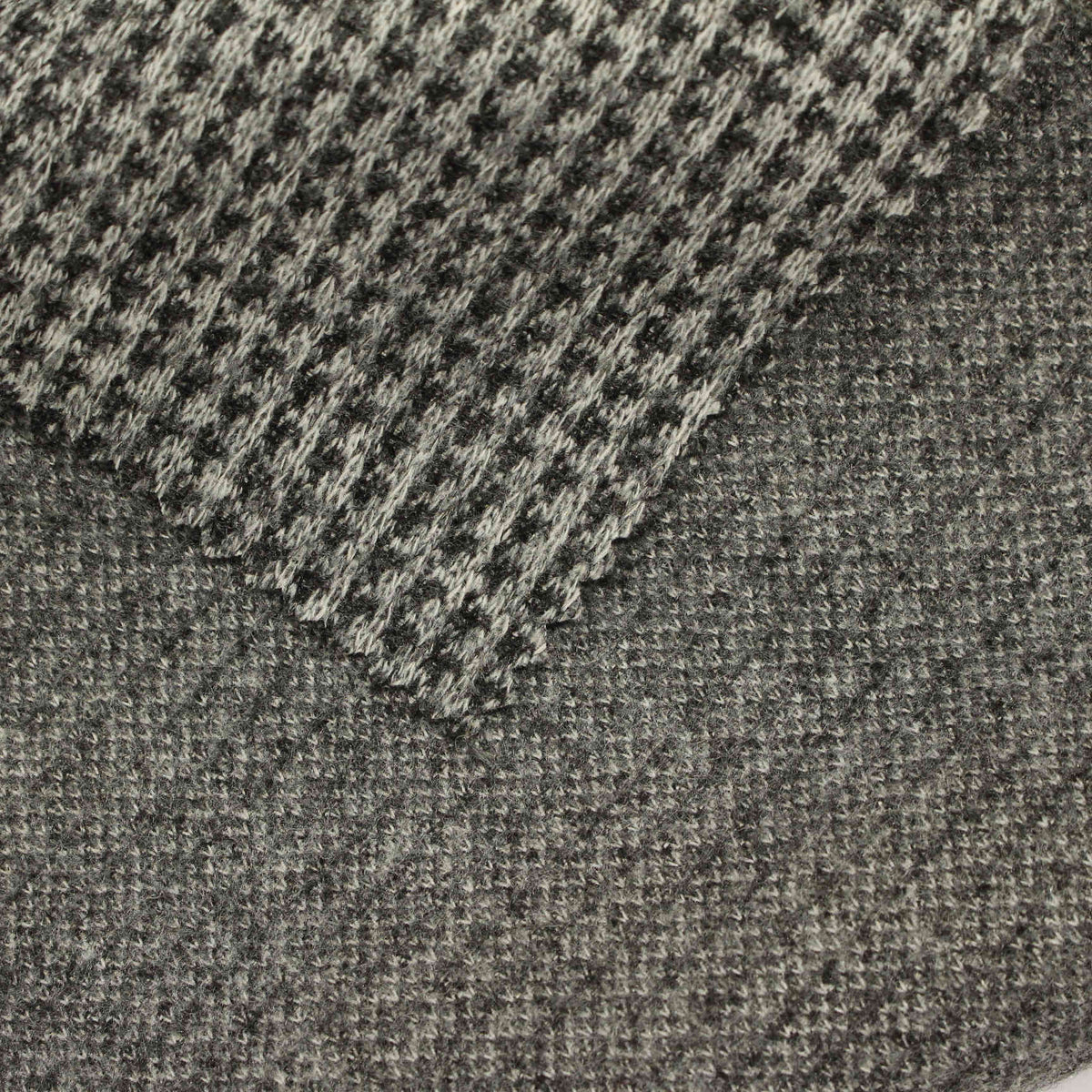 Black Houndstooth Knit, Polyester, 262 gsm