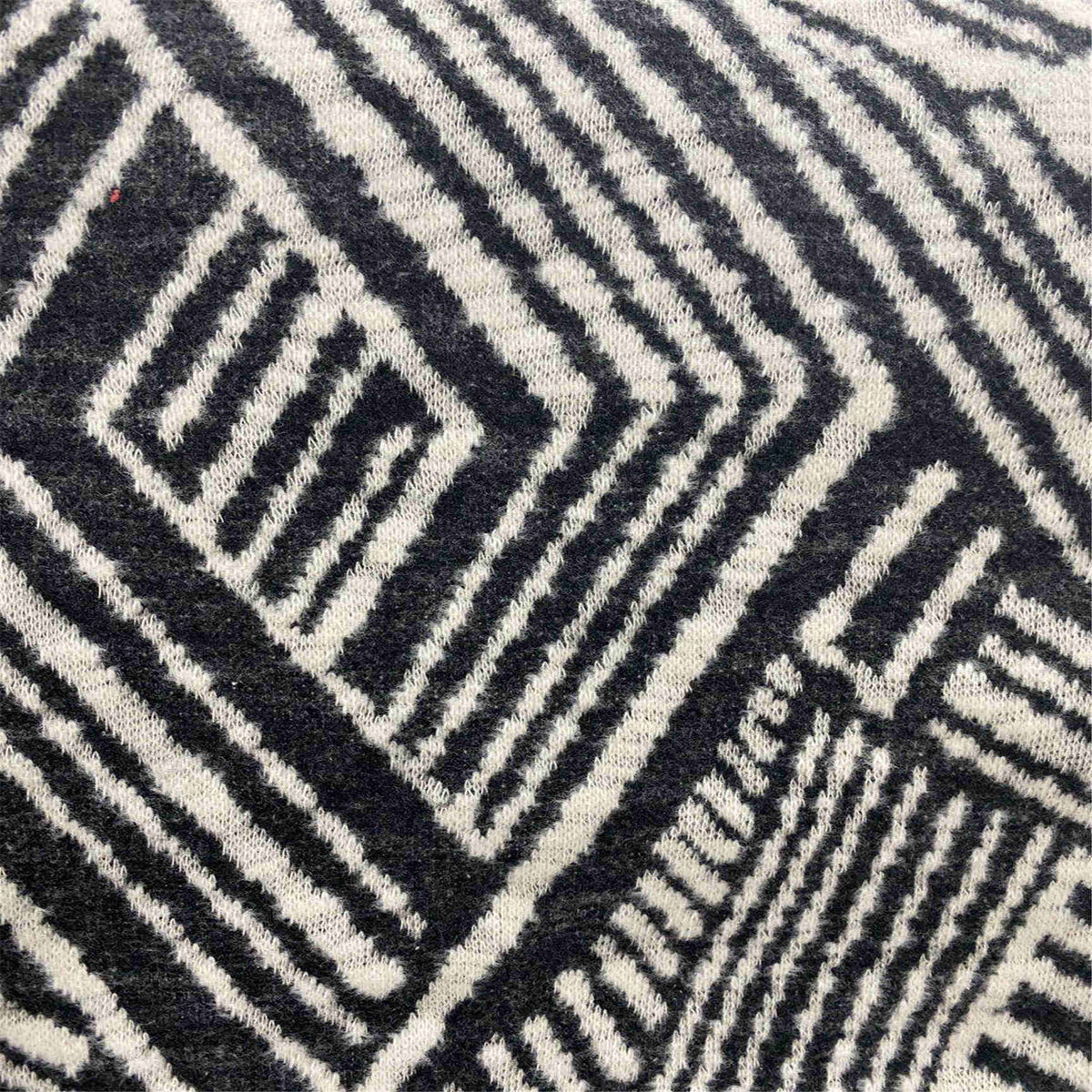 Black Diamonds Chunky Knit, Poly-Cotton