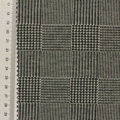 Black Plaid Jacquard, Poly-Viscose, 330 gsm