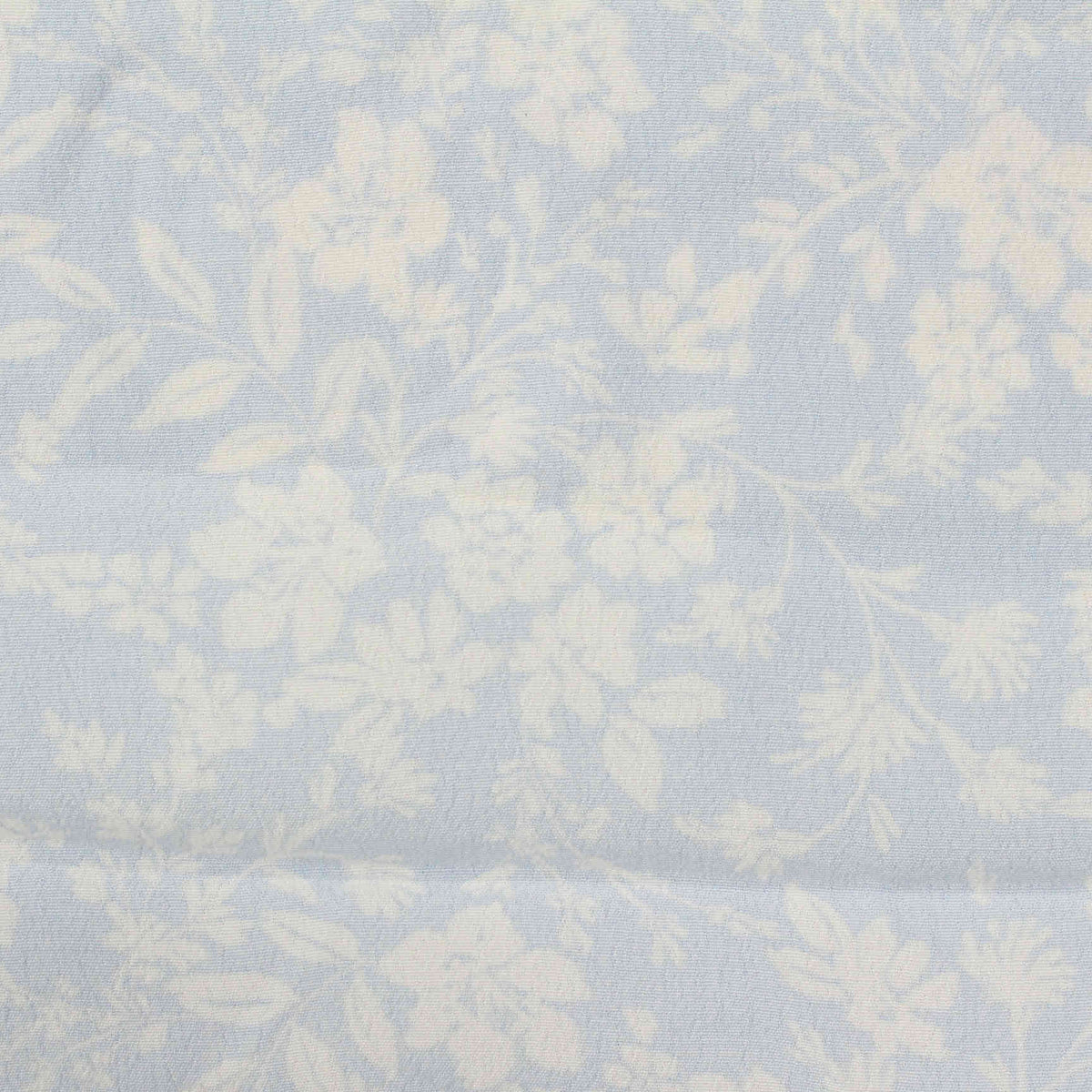 Blue Floral Woven, Viscose, 127 gsm