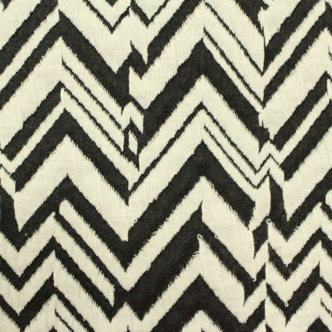 Black Zigzag Jacquard, Polyester, 215 gsm