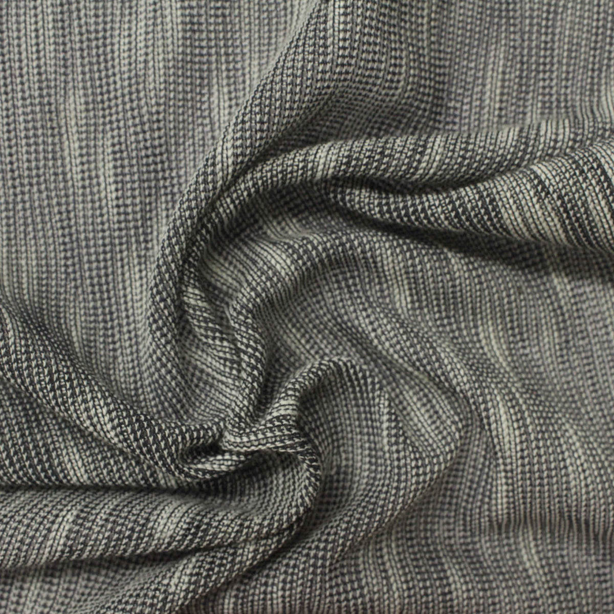 Slub 100% Polyester Chunky Knit Fabric, 120 gsm, 150 cm — Black