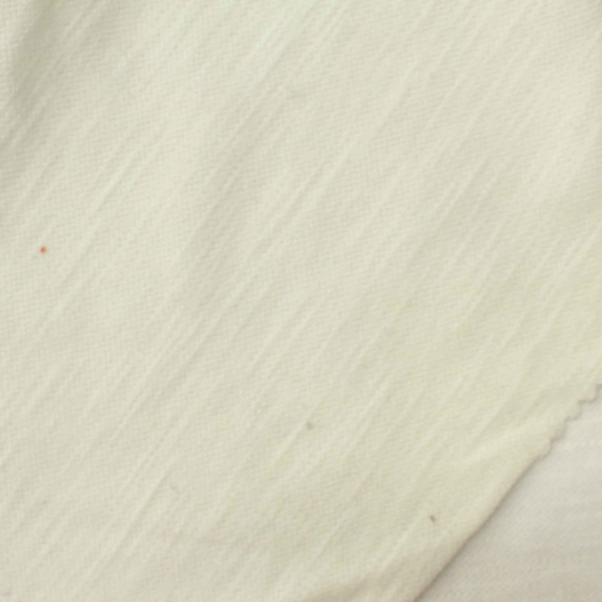 Slub 100% Cotton Chunky Knit Fabric, 140 gsm, 180 cm — White