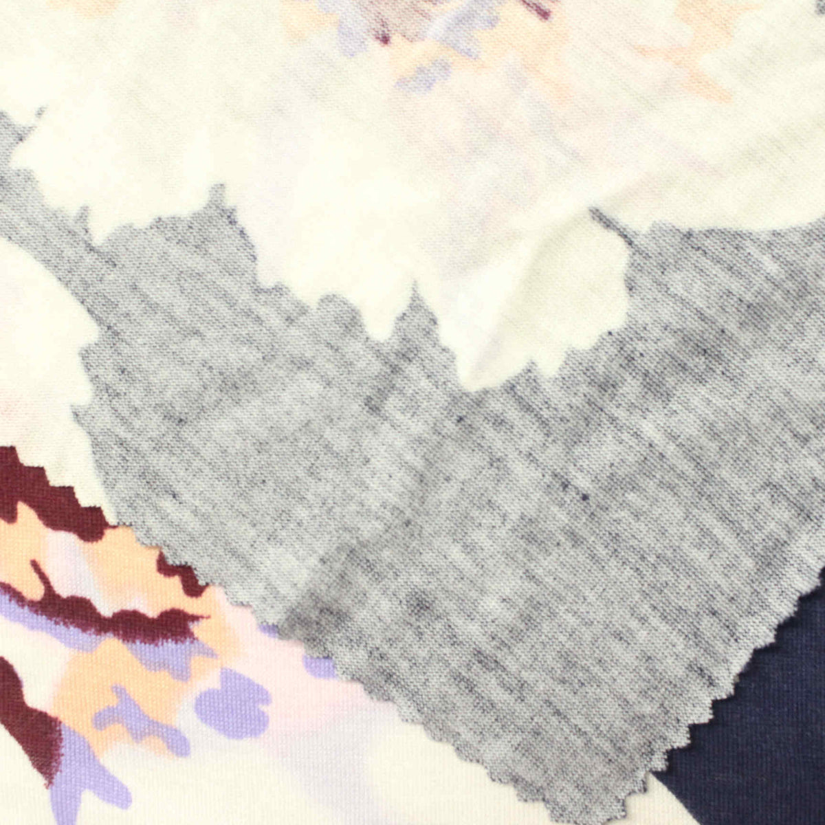 White Abstract Knit, Viscose, 129 gsm