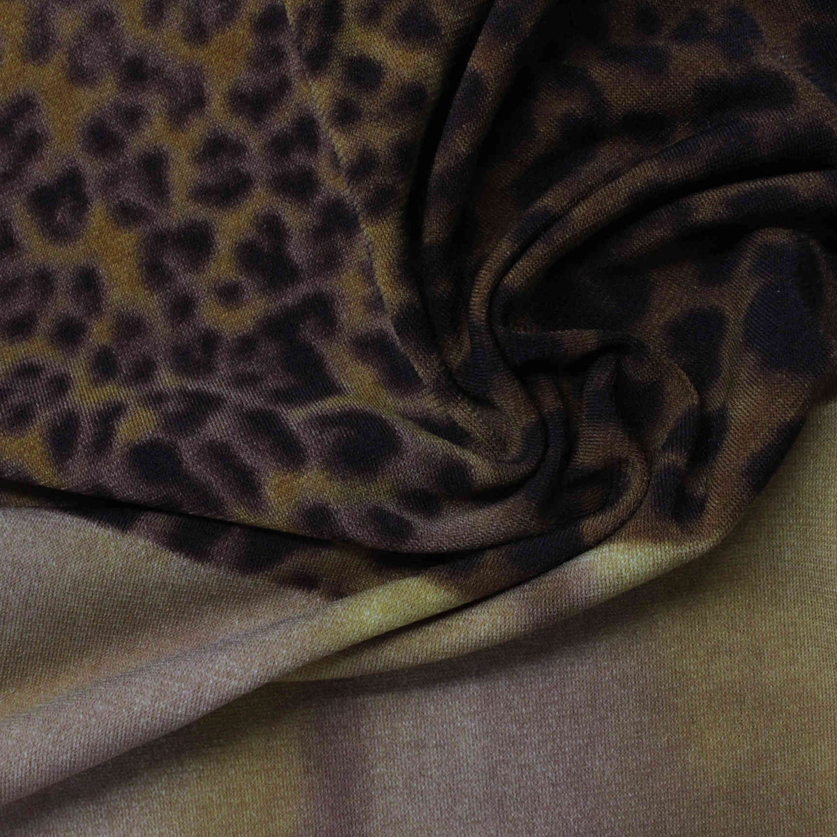 Brown Leopard Knit, Polyester, 206 gsm