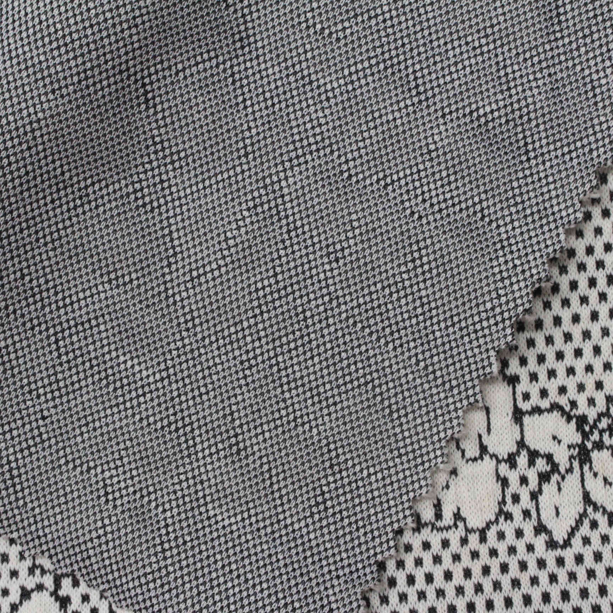 Black Houndstooth Jacquard, 260 gsm