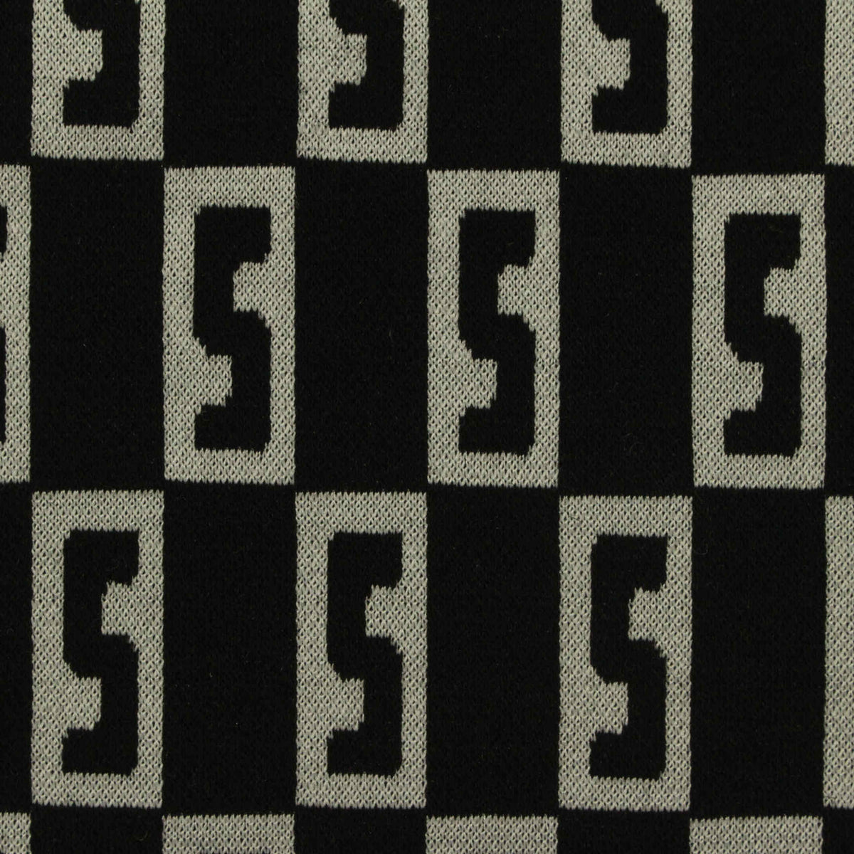Jacquard Polyester Viscose Stretch Knit Fabric, 220 gsm, 160 cm — Black