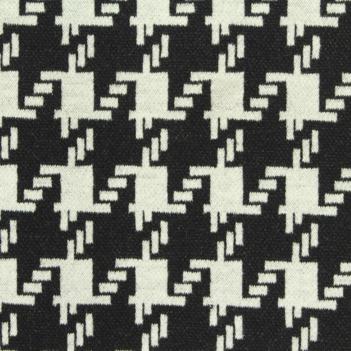 Black Houndstooth Jacquard, Poly-Viscose, 393 gsm