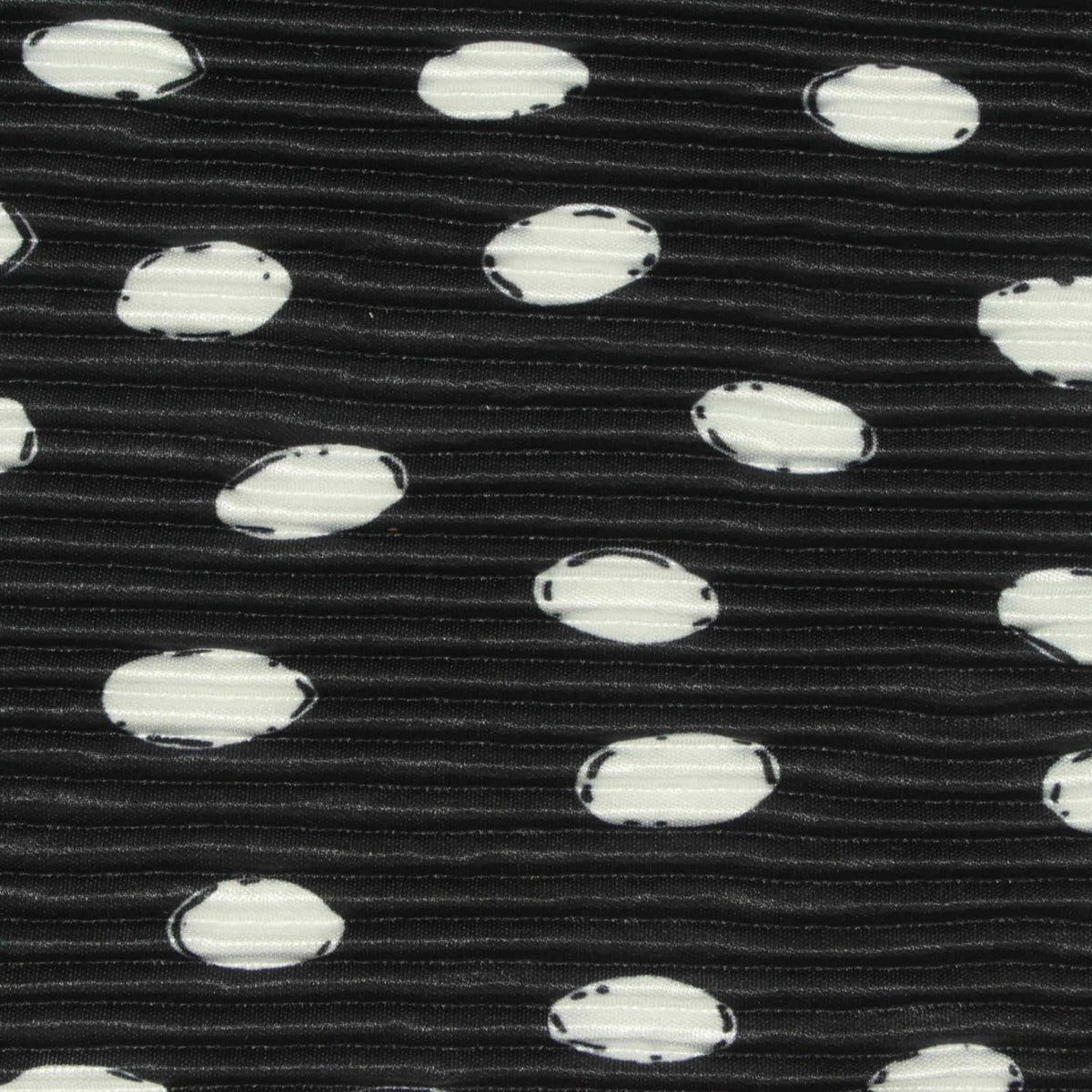 White Dots Plissé