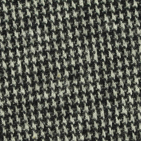 Black Houndstooth Jacquard, Poly-Cotton, 210 gsm, 170 cm