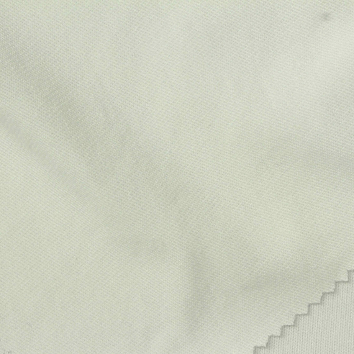 Polyester Viscose Stretch Chunky Knit Fabric, 210 gsm, 160 cm — White
