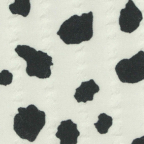 Animal Print 100% Polyester Seersucker Fabric, 95 gsm — White