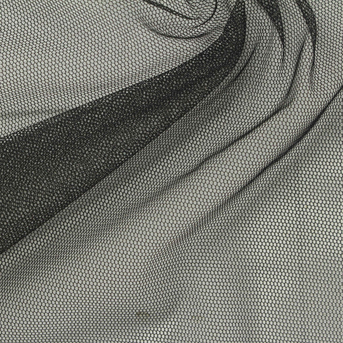 100% Polyester Mesh Fabric, 36 gsm, 150 cm — Black