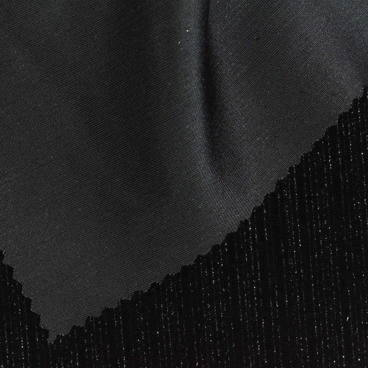 Polyester Metallic Stretch Knit Fabric, 245 gsm, 163 cm — Black