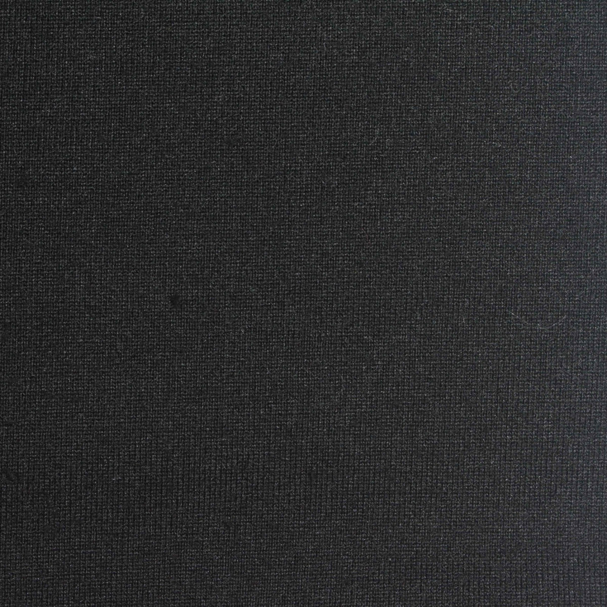100% Polyester Fleece Fabric, 370 gsm, 160 cm — Black