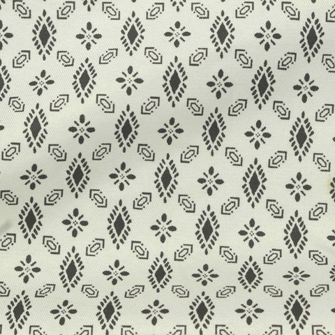 Black Geometric-Diamond Woven