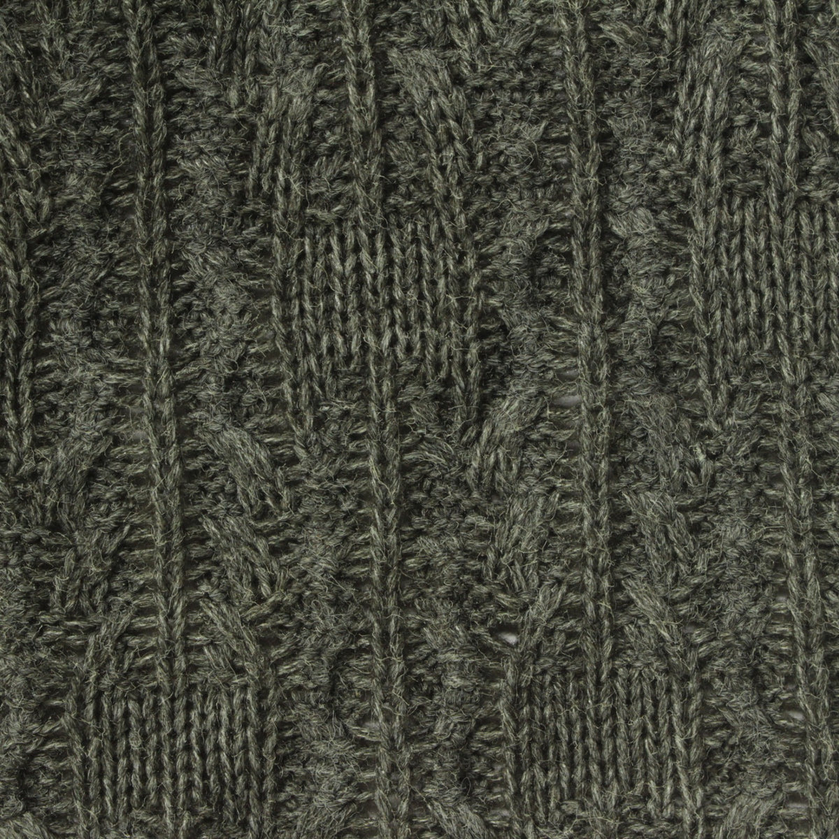 Jacquard Acrylic Polyester Blend Chunky Knit Fabric, 471 gsm, 140 cm — Green