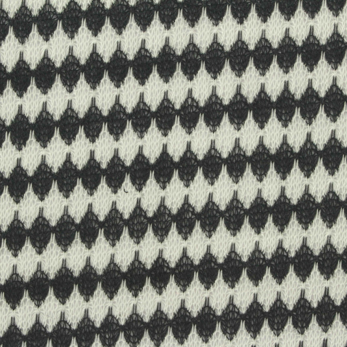 Black Diamond Chunky Knit, Polyester, 168 gsm, 172 cm