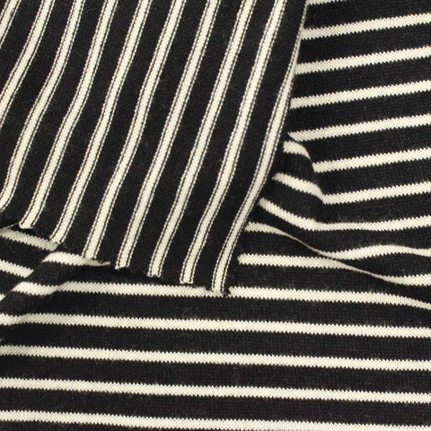 Black Horizontal-Stripe Chunky Knit, 180 gsm, 160 cm