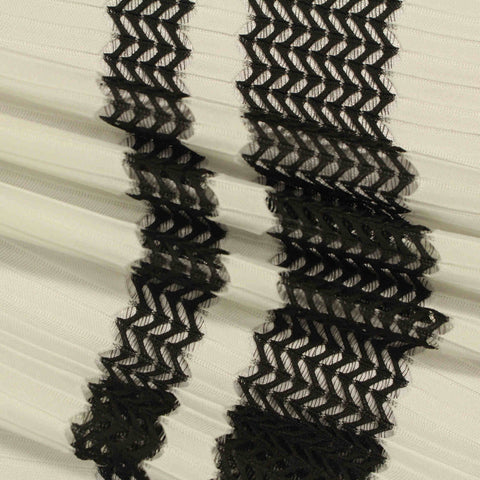 Black Chevron Jacquard, Polyester, 150 gsm