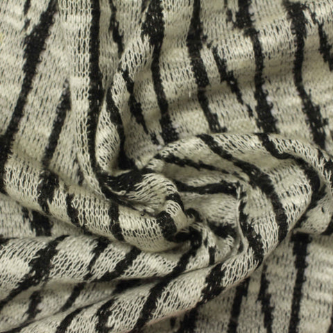 Black Lines Jacquard, Viscose-Poly, 174 gsm