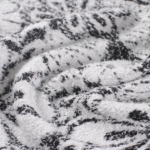 Black Floral Jacquard, Polyester, 308 gsm