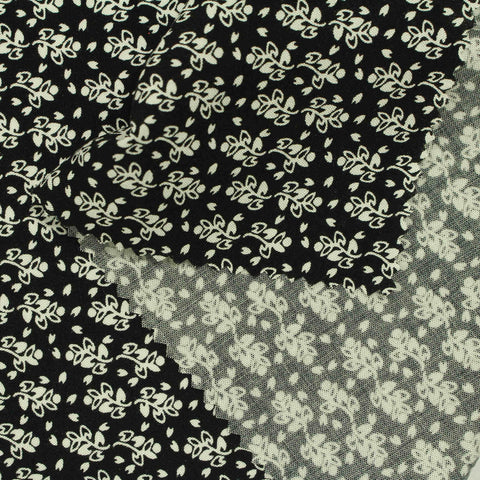 White Floral Woven, Viscose, 125 gsm