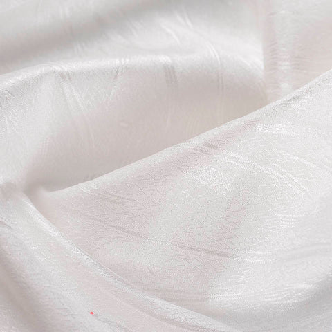 White Wavy-Line Jacquard, Polyester