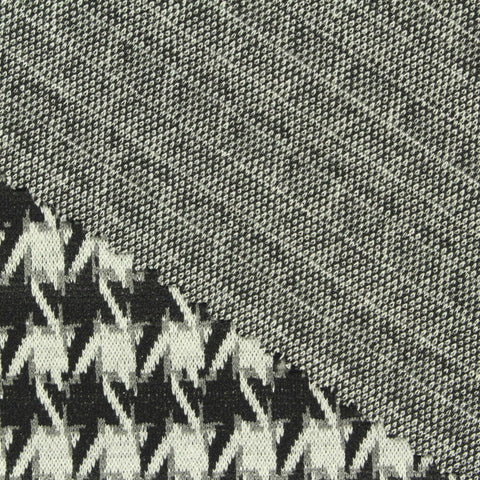 Black Houndstooth Jacquard, Poly-Viscose, 269 gsm