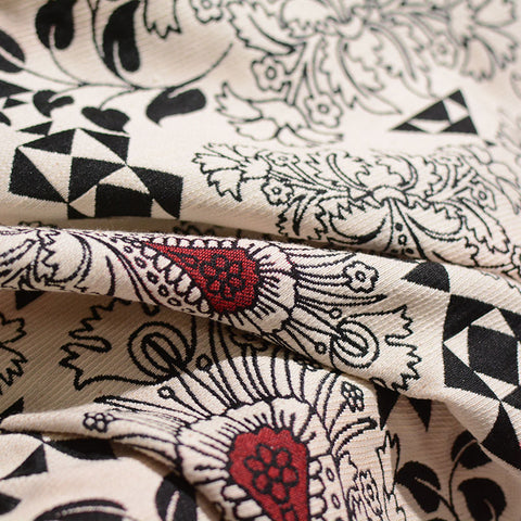 Black Floral Jacquard, Polyester, 290 gsm