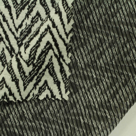 Black Zigzag Jacquard, Polyester, 176 gsm