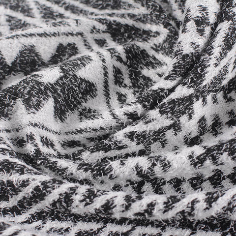 Black Houndstooth Jacquard, Polyester, 285 gsm