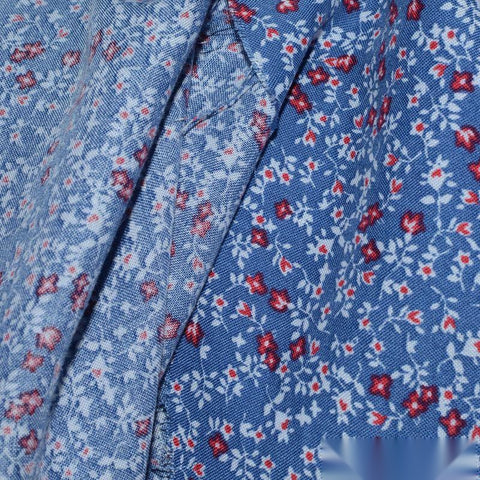 Red Flowers Woven, Viscose, 105 gsm