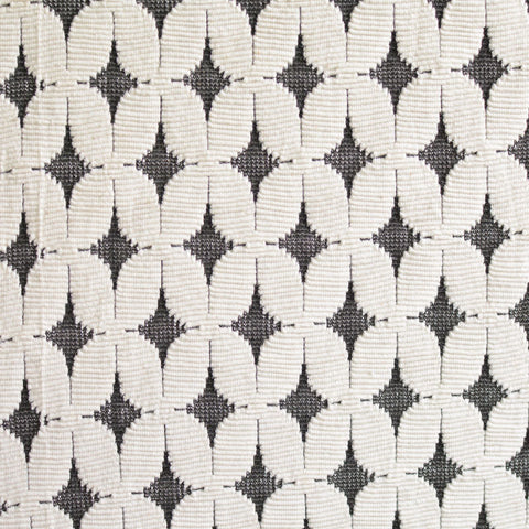 White Diamond Jacquard, Polyester, 318 gsm