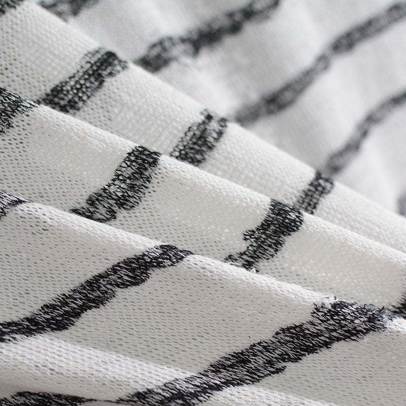 Black Stripes Chunky Knit, Viscose-Poly, 152 gsm, 160 cm, ref EF-5101